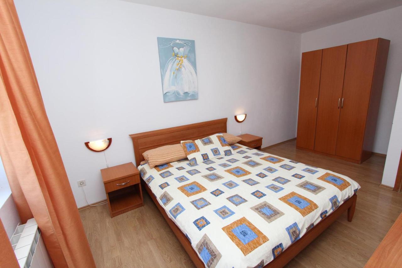 Apartments Denise Ровінь Екстер'єр фото