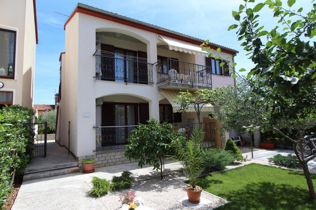 Apartments Denise Ровінь Екстер'єр фото